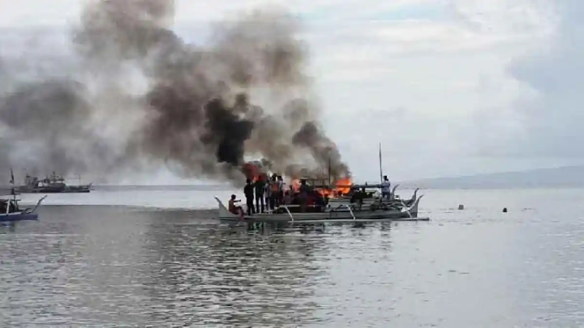 Polri Tenggelamkan 3 Kapal Asing di Perairan Sulawesi Utara