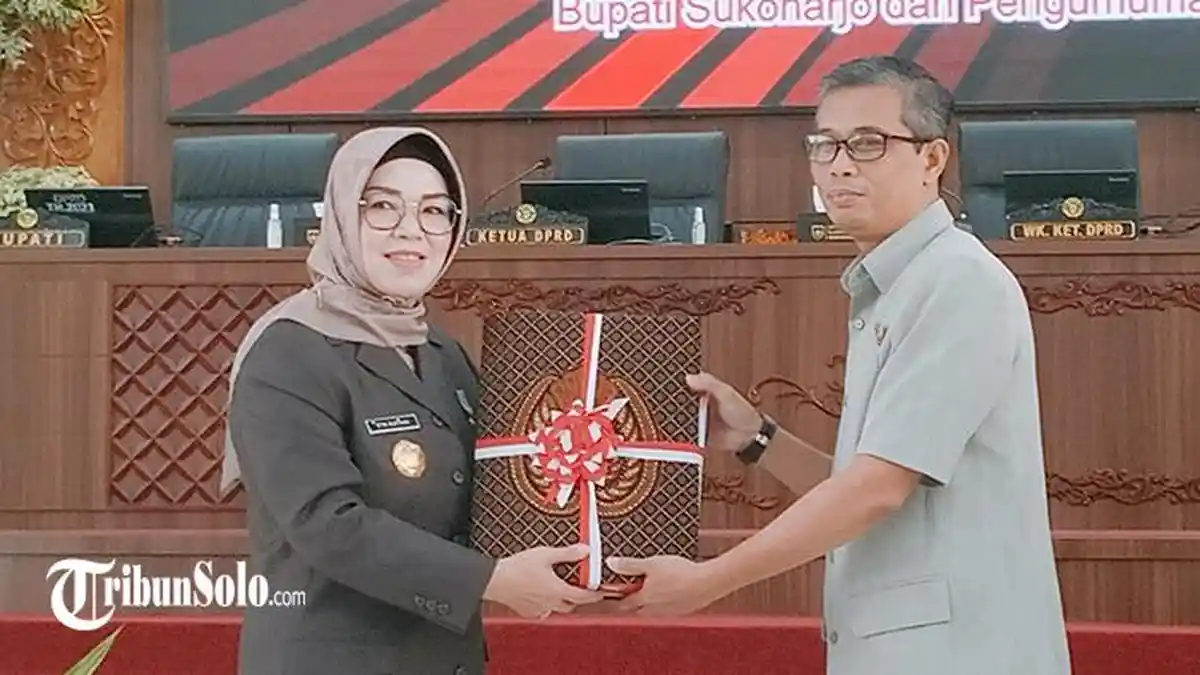 LKPJ 2023, Angka Kemiskinan di Sukoharjo Turun, Bupati Etik Suryani Tetap Gas Pemulihan Ekonomi