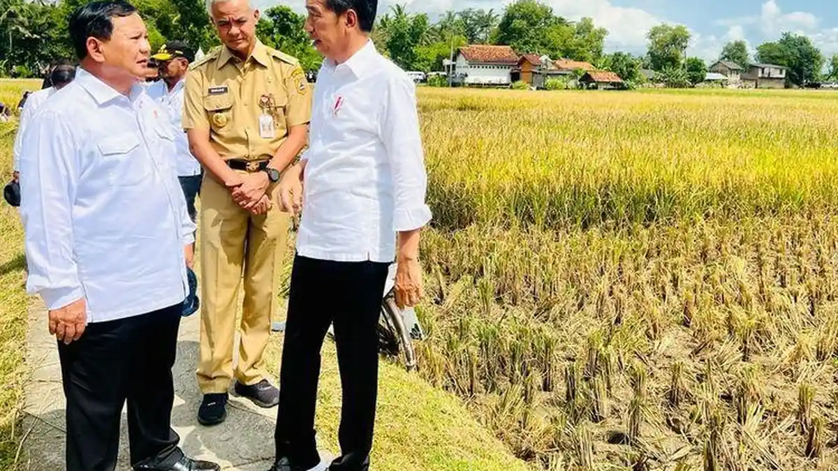 Prabowo atau Ganjar, Publik Bergantung pada Jokowi