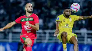 M-Rashid-di-laga-Persebaya-Surabaya-vs-Barito-Putera.jpg