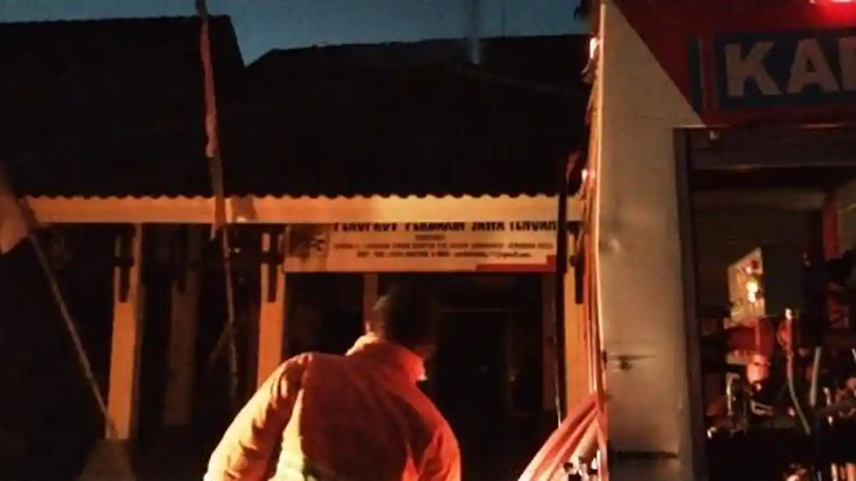 BREAKING NEWS: Wisma Atlet Kawasan GOR Jatidiri Semarang Terbakar
