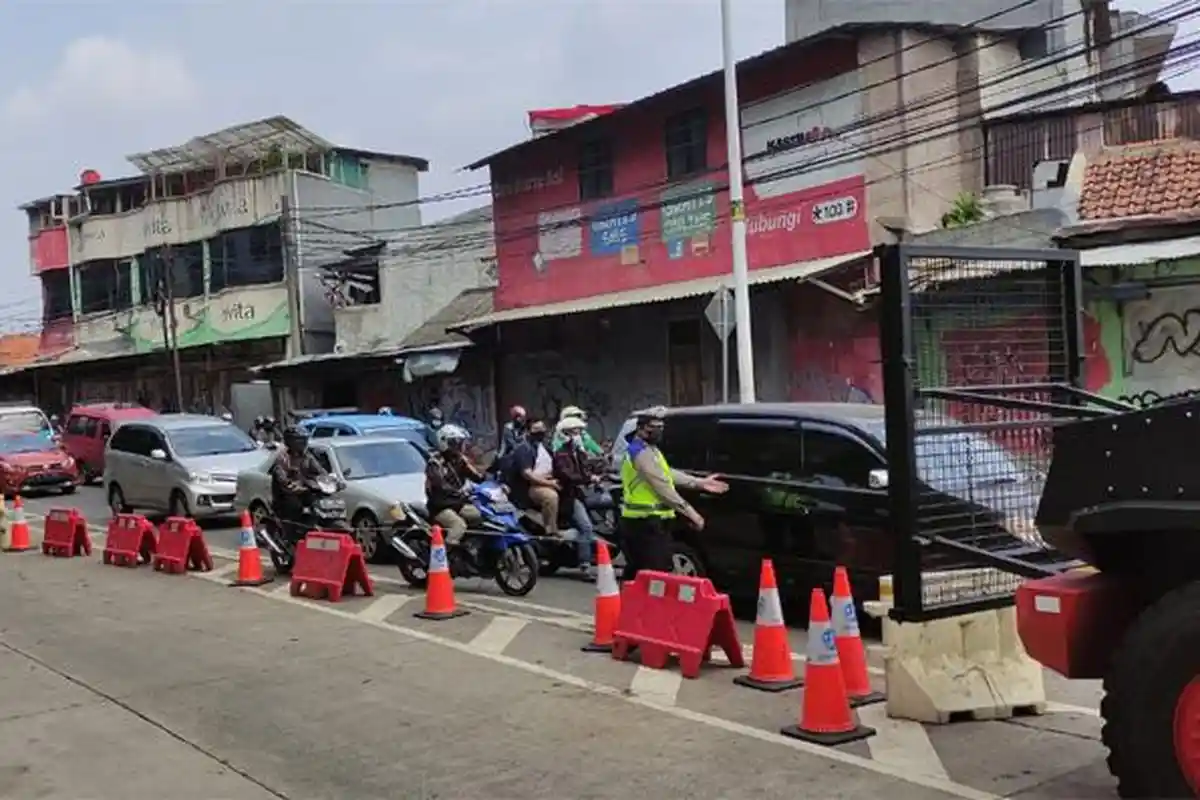 PPKM Level 4 Diperpanjang sampai 16 Agustus dan 23 Agustus 2021, Ini Daftar Wilayahnya