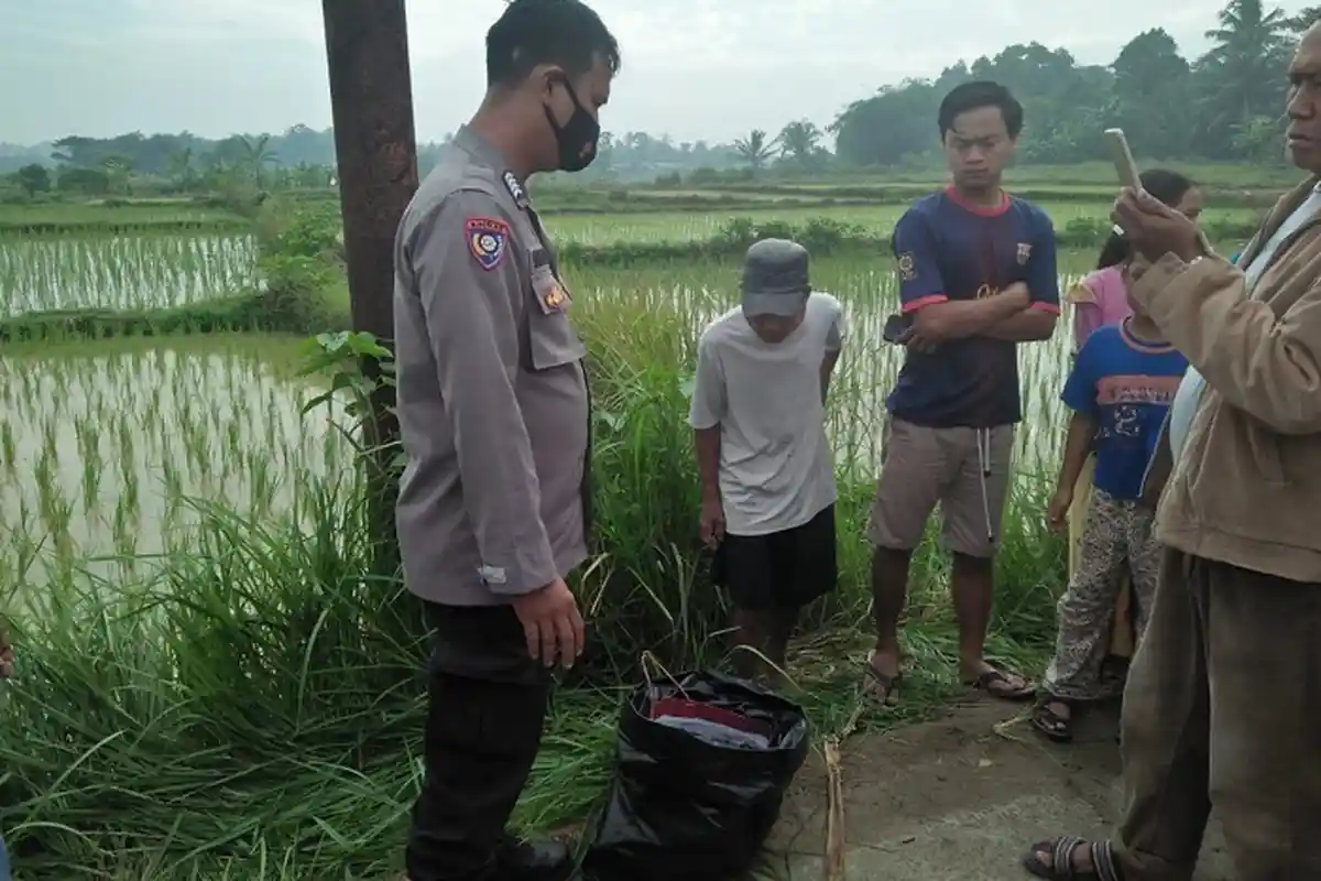 Diduga Baru Lahir, Bayi Laki-laki di Cisoka Dibuang di Tempat Sampah