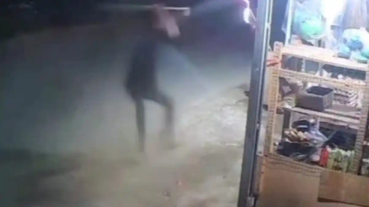 Geng Motor Serang Pemuda di Gowa, Aksi Brutal Terekam CCTV