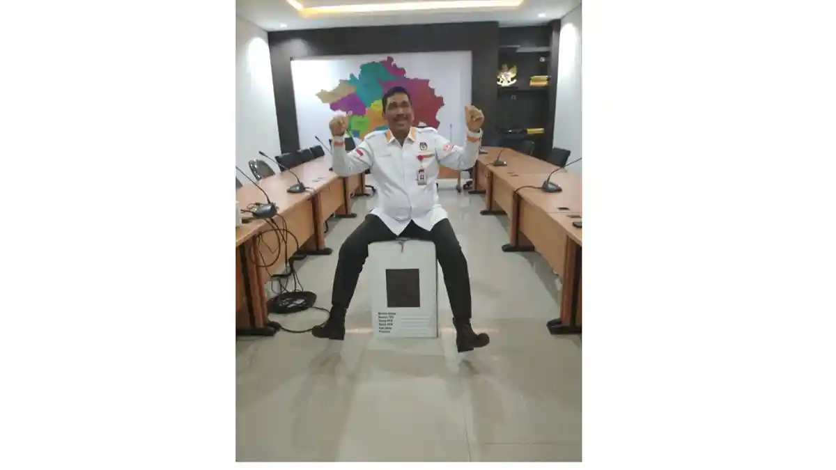 Meski Berbahan Kardus, Kotak Suara Tahan Beban 100 Kg, Ini Buktinya