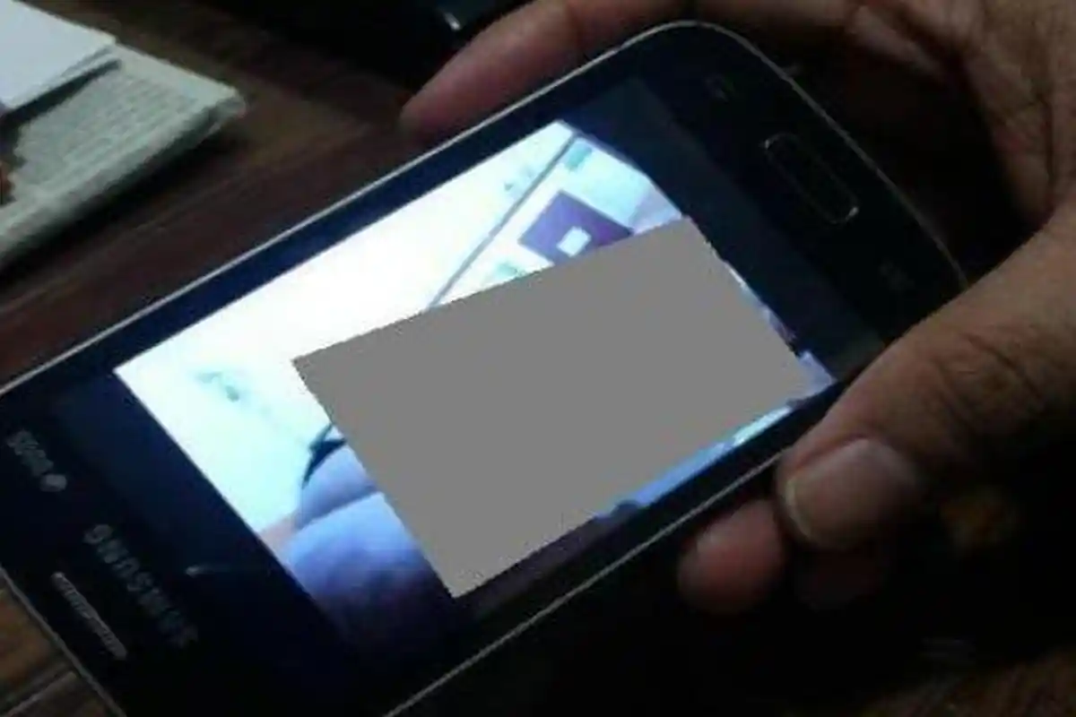 Pelaku Video Viral Garut Terungkap, Muda-mudi Berhubungan Badan di Kamar Lalu Diupload ke IG