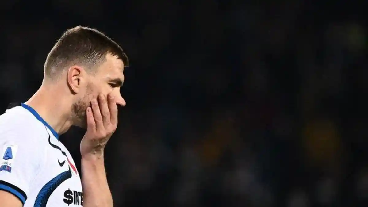 Paulo Dybala dan Romelu Lukaku Datang Striker Inter Milan Edin Dzeko Terima Kontrak dengan Klub Lain