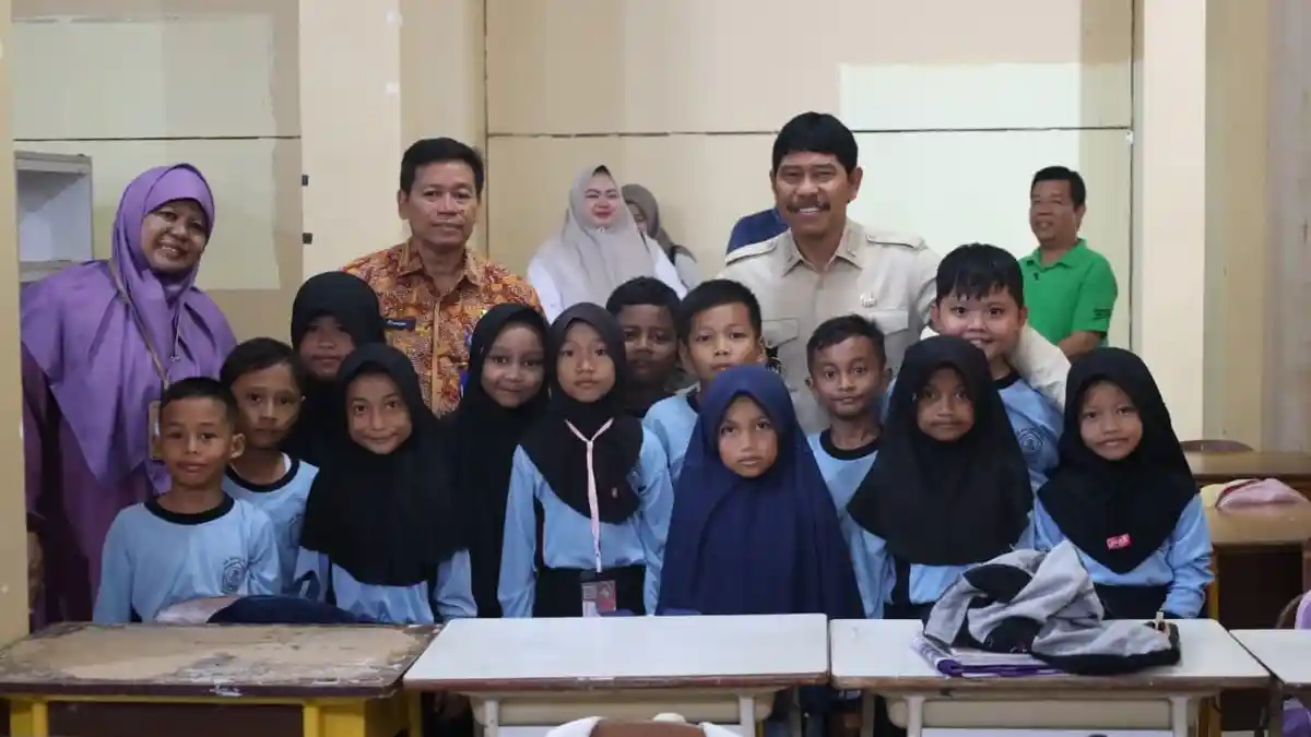 Ruang Kelas Terbatas, Siswa SDN 038 PPU Belajar di Balik Sekat dan Laboratorium