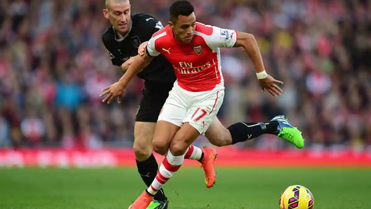 Arsenal vs Burnley: Alexis Sanchez dan Calum Chambers Bawa Arsenal Menang Sementara
