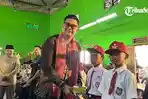 Bupati-Klaten-Hamenang-Wajar-Ismoyo-menyerahkan-bantuan-simbolis-dalam.jpg