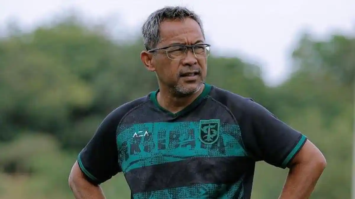 Jelang Persebaya Vs Barito Putera, Aji Santoso Minta Tetap Waspada Gerak-gerik Skuad Rahmad Darmawan
