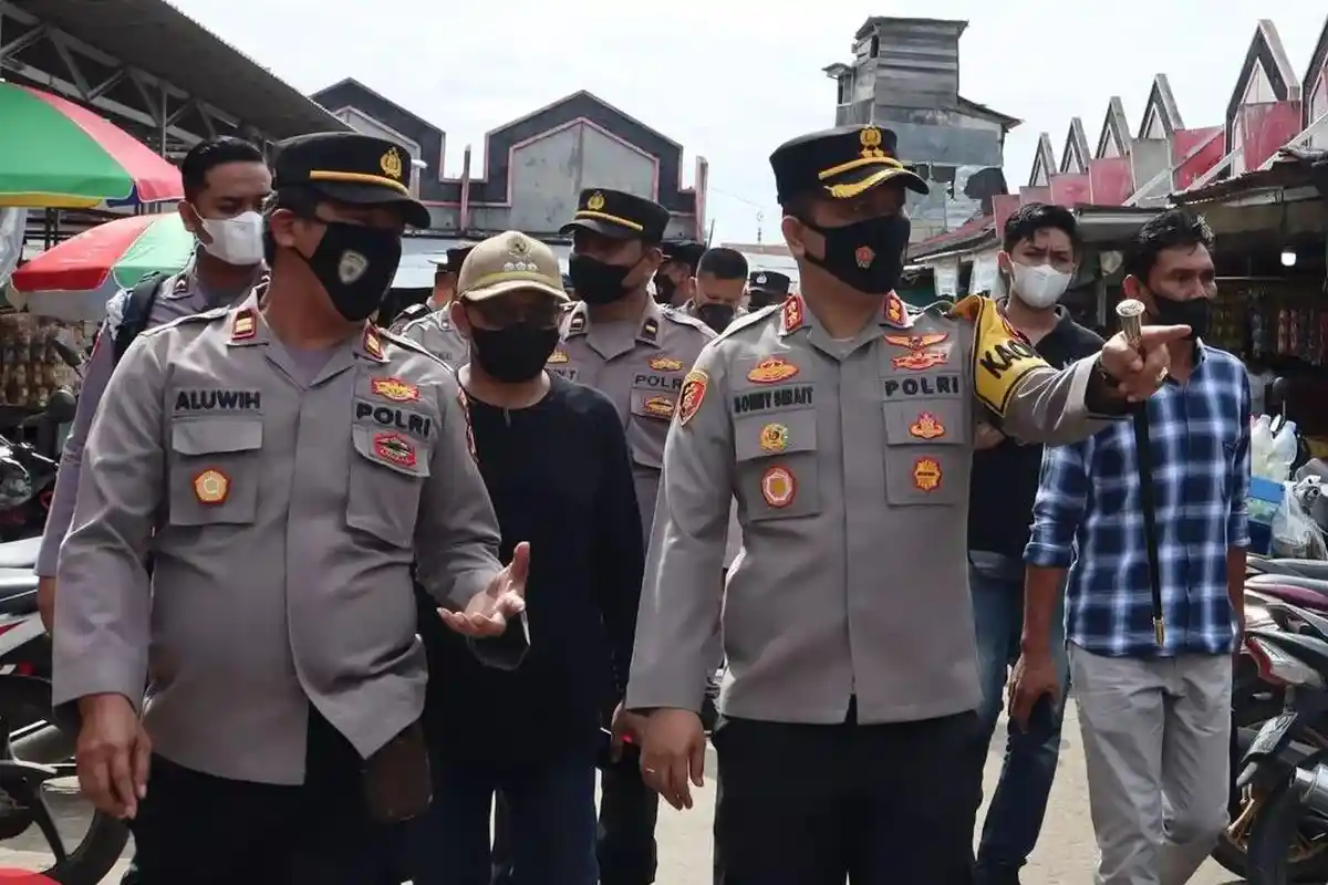 Cek Ketersediaan Minyak Goreng dan Kestabilan Harga di Pasar Olah Bebaya Melak Kubar