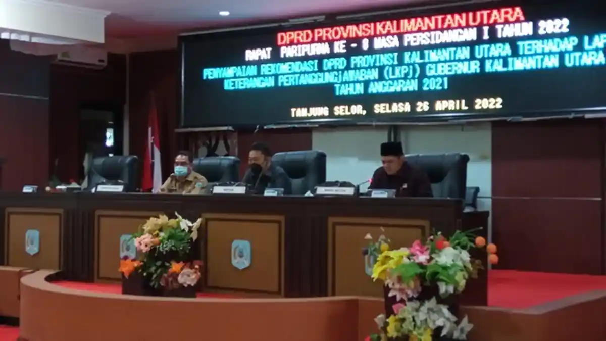 Rapat Paripurna Rekomendasi LKPj, Gubernur dan Wagub Tak Hadir, DPRD Kaltara Layangkan Interupsi