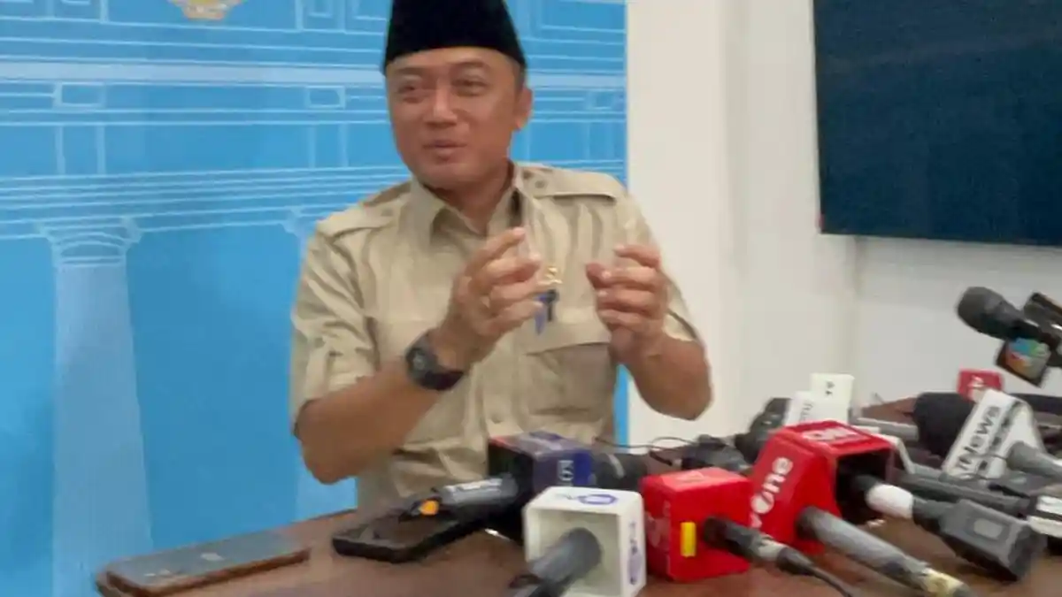 BREAKING NEWS Prabowo Tunjuk Dony Oskaria Sebagai Plt Menteri BUMN