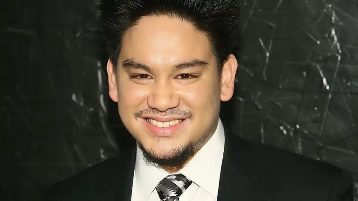 Pangeran Abdul Azim dari Brunei Darussalam Meninggal Dunia karena ...