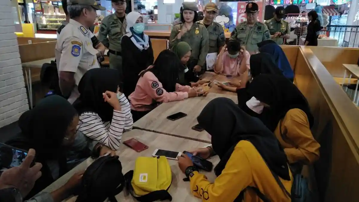 Honor Satlinmas Kota Cirebon Rp 85 Ribu Per Hari, Kerja Cuma 15 Hari, Dewan Minta Ditambah