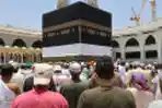 Jemaah Haji Lakukan Tawaf Wada