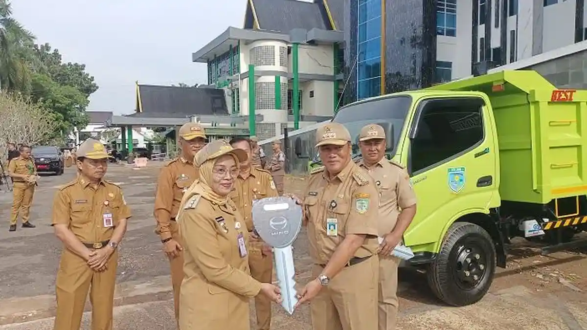 Pemkot Jambi Tambah Armada Pengangkut Sampah
