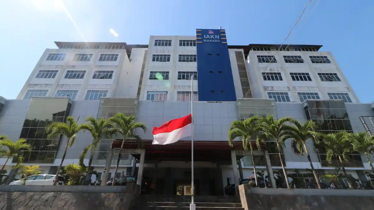 Anggota DPR Dukung IAKN Manado Jadi Universitas