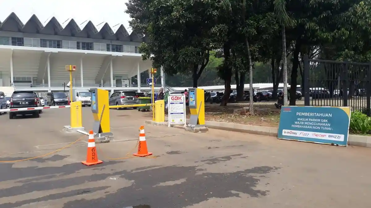 Bayar Parkir di GBK Harus Pakai Uang Elektronik