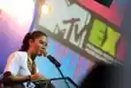 Dian Sastrowardoyo 