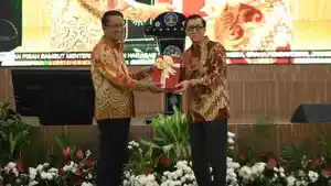 Terima-Jabatan-Menkumham-Supratman-Minta-Kolaborasi-Seluruh-Jajaran-Kemenkumham.jpg