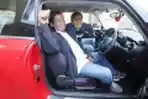 Penyerahan Mini Cooper Hasil Serbu Seru Bukalapak