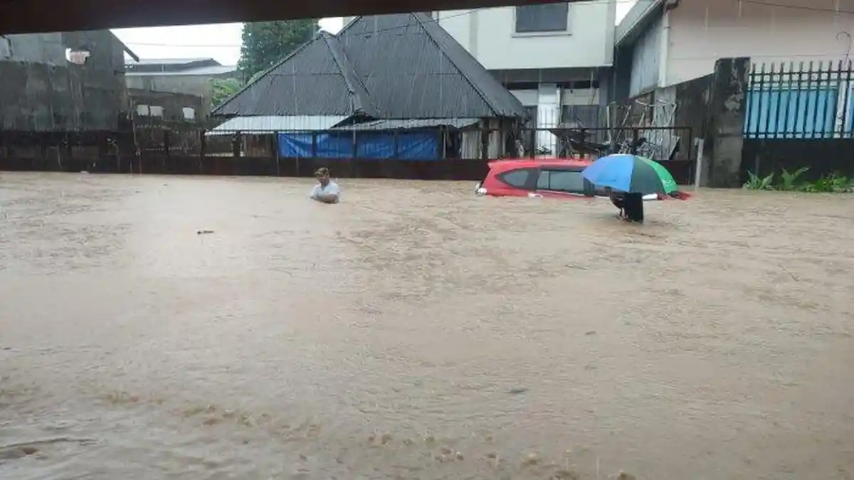 Banjir di Manado, Menggenang sejak Subuh hingga Bandara Sam Ratulangi Ikut Terdampak