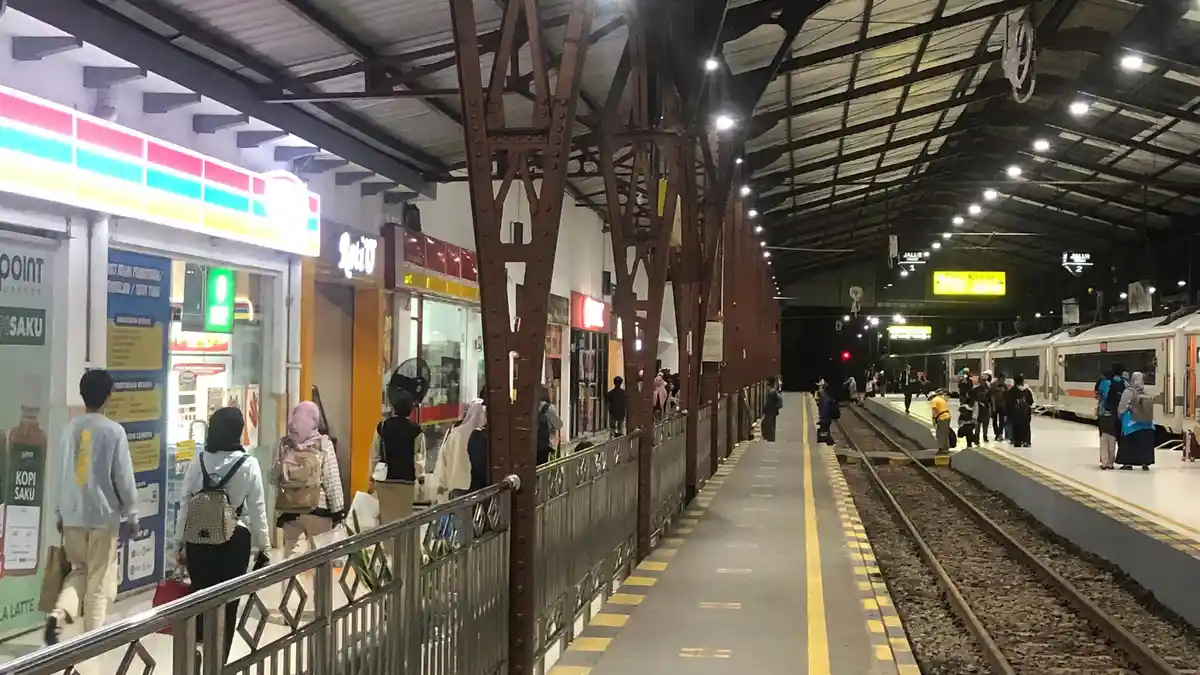 Jangan Mendadak, Mulai Hari Ini Tiket KA Lebaran 2024 Sudah Bisa Dipesan