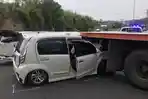 kecelakaan-lalu-lintas-di-ringroad-sirion-vs-kontainer.jpg