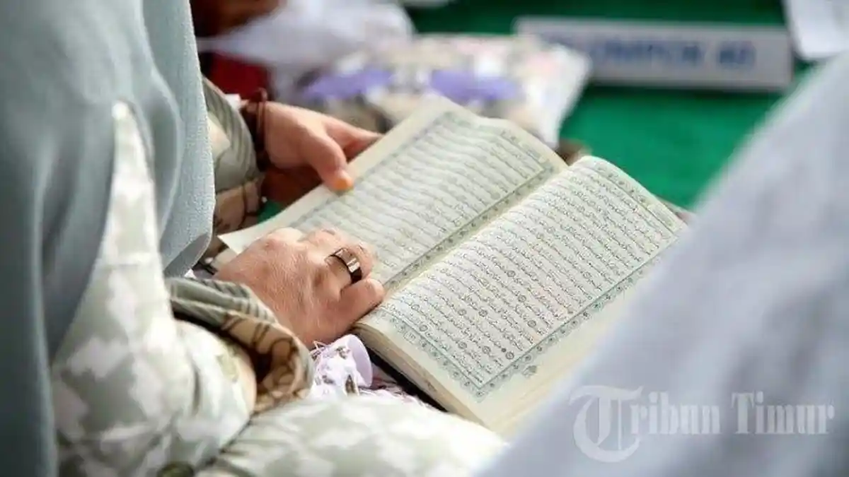 Surat Al Ikhlas Ayat 1-4 Lengkap Arab, Latin, Arti, dan Keutamaannya