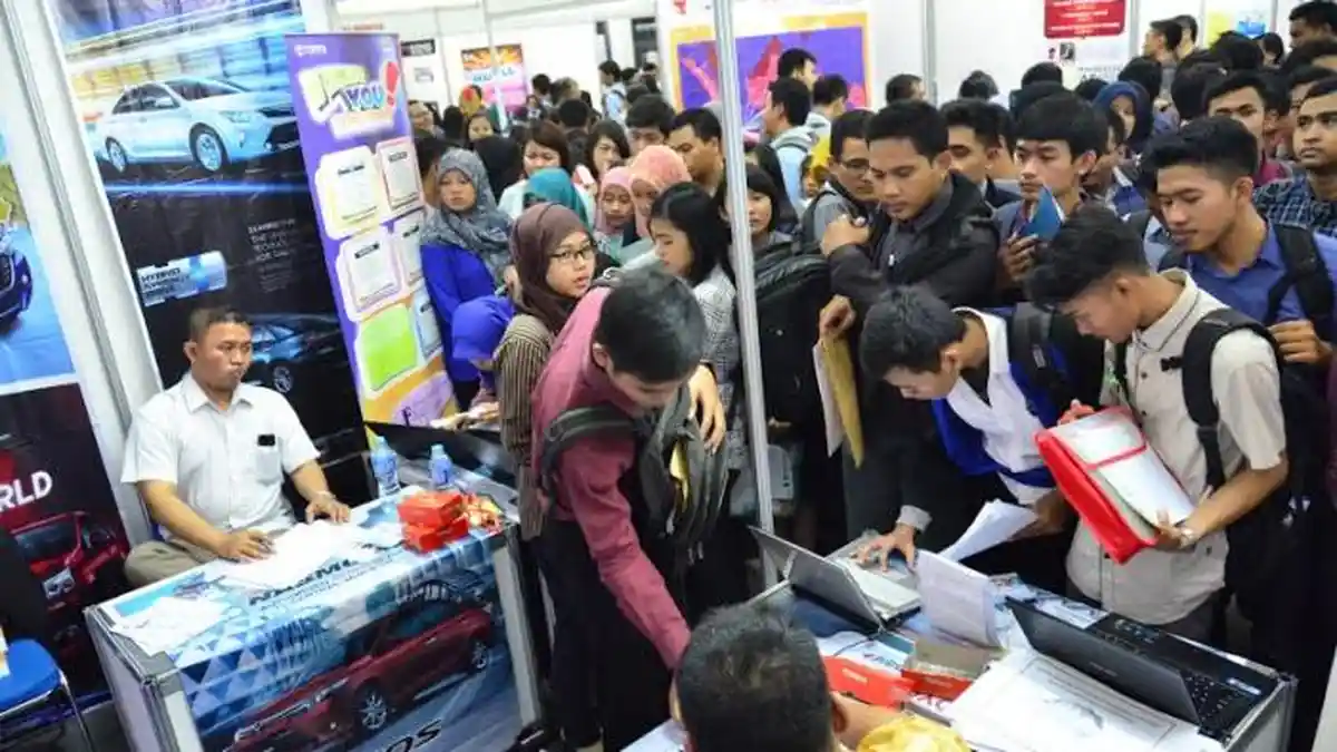 Sedang Butuh Pekerjaan? Ini Tips Mencari Pekerjaan di Cirebon