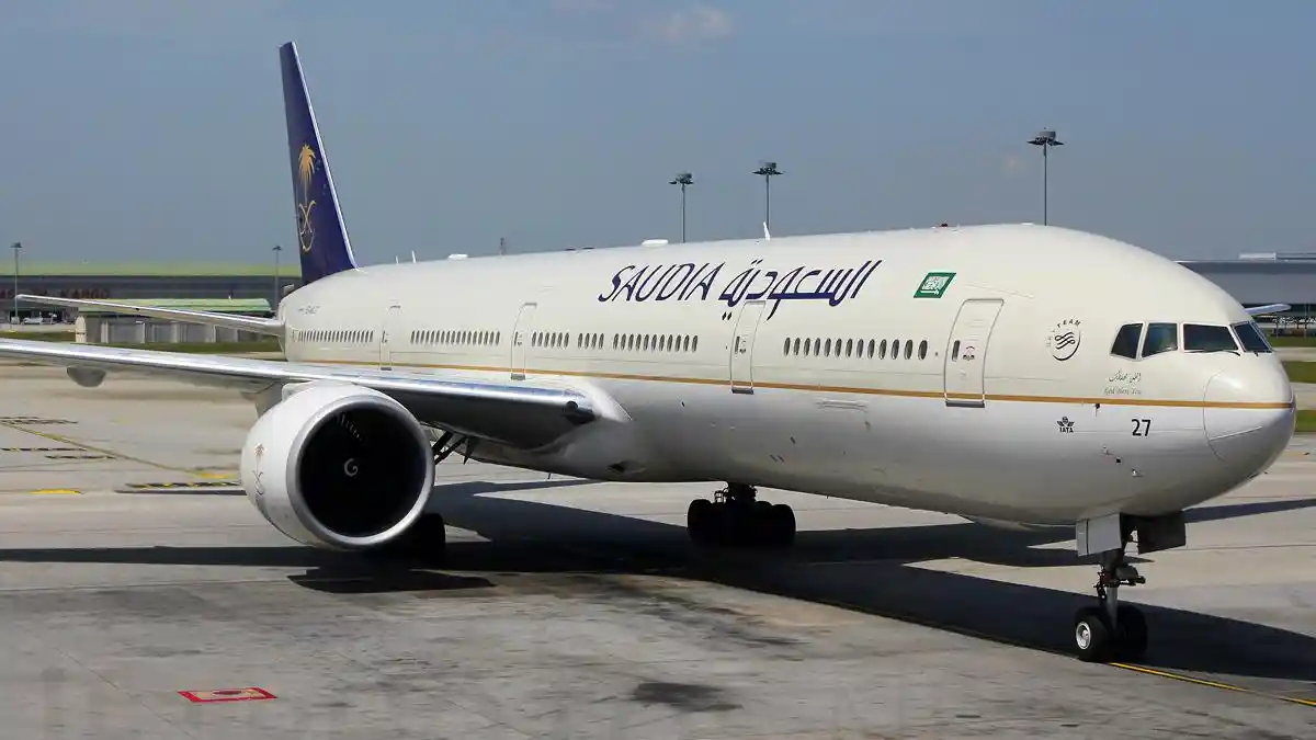 Arab Saudi Masih Tangguhkan Layanan Penerbangan Internasional