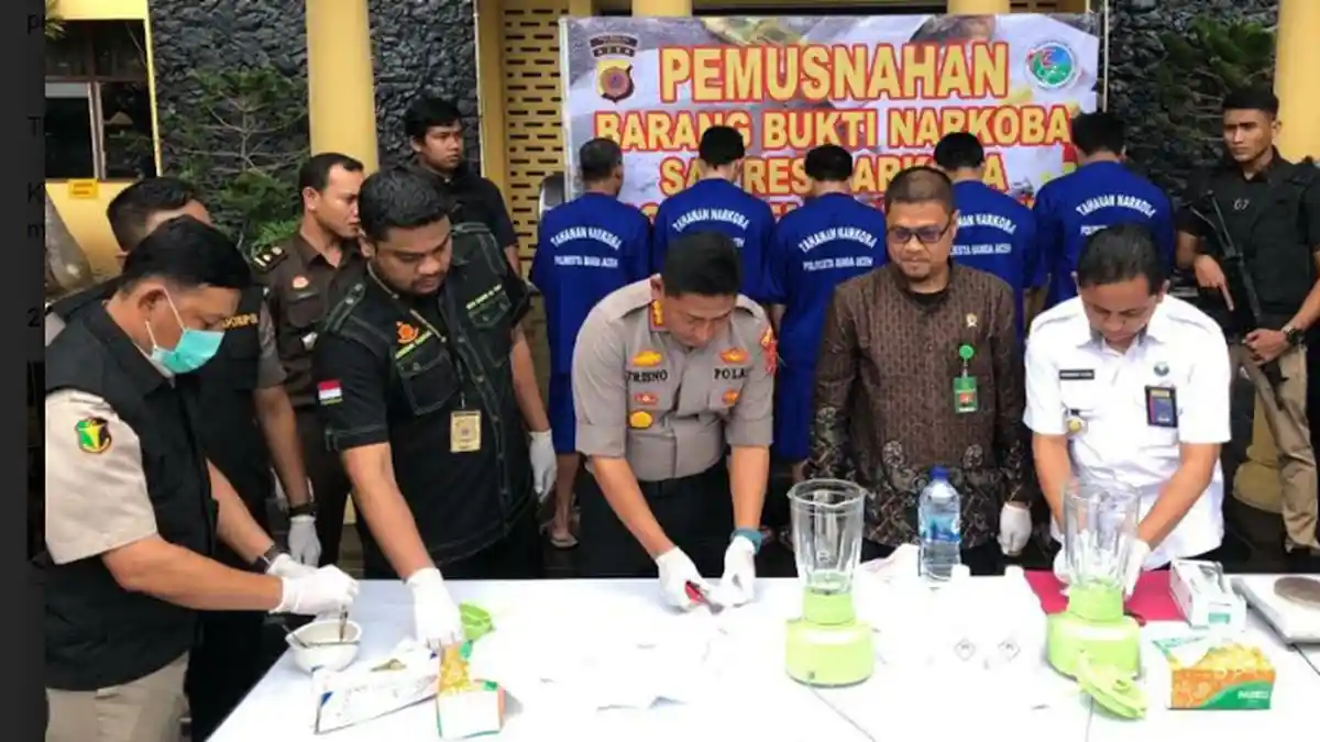 Polresta Banda Aceh Musnahkan 989 Gram Sabu dan 60 Kg Ganja