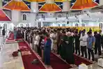 Keutamaan Sholat Tarawih Malam ke-29 Ramadhan: Pahala 1.000 Kali Ibadah Haji