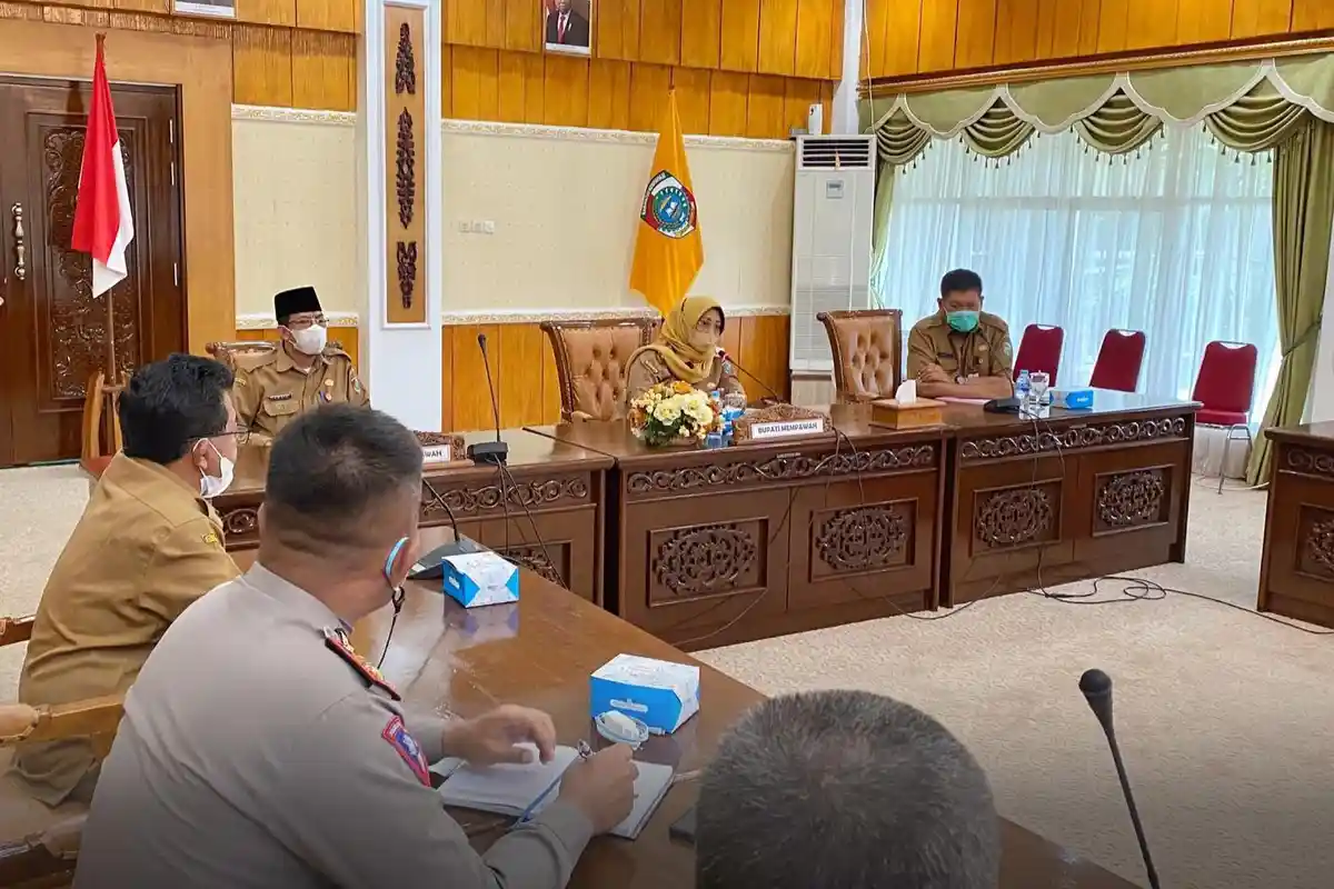 Pemkab Mempawah Segera Atur Rekayasa Lalu Lintas Kendaraan Roda 6 Atau Lebih