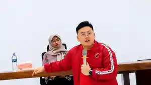 Anggota-DPRD-Provinsi-Banten-dari-Fraksi-Abraham-Garuda-Laksono.jpg