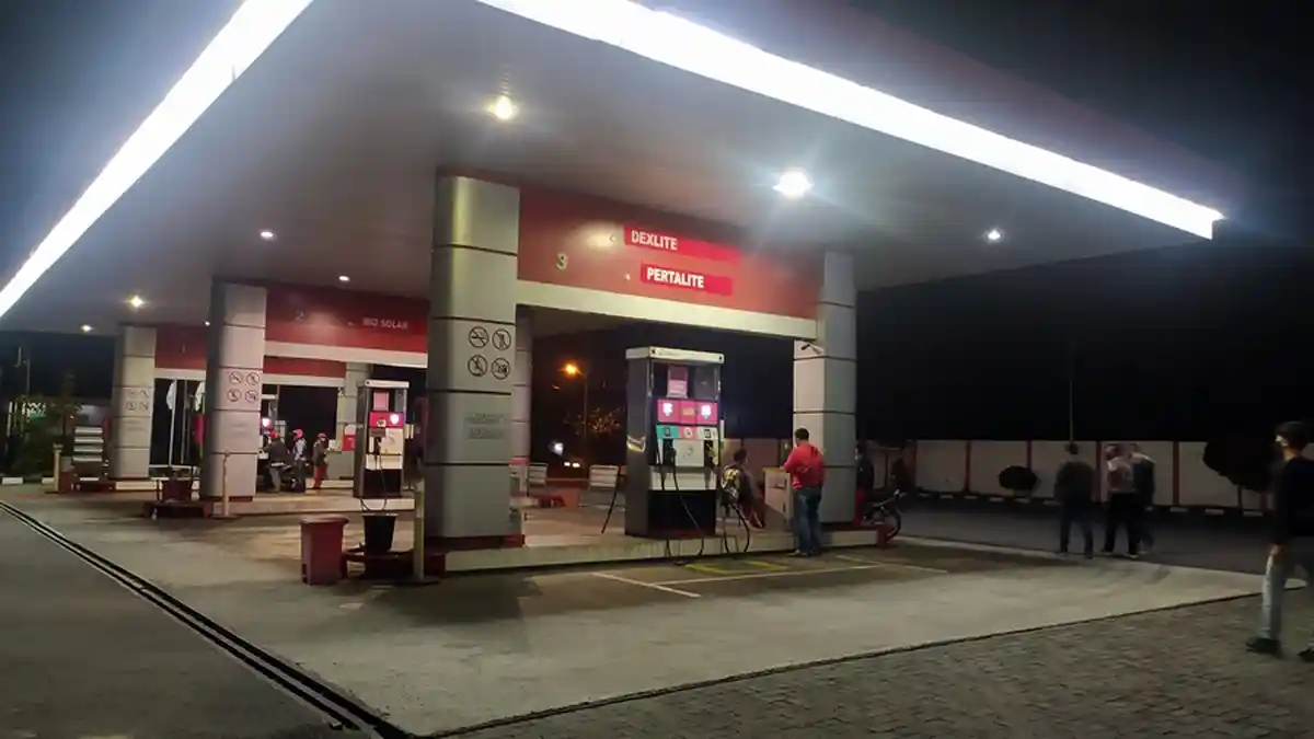 Uang SPBU Desa Kemiri Karanganyar Digasak Maling, Rp 8 Juta Tersimpan di Laci, Pelaku Dua Orang