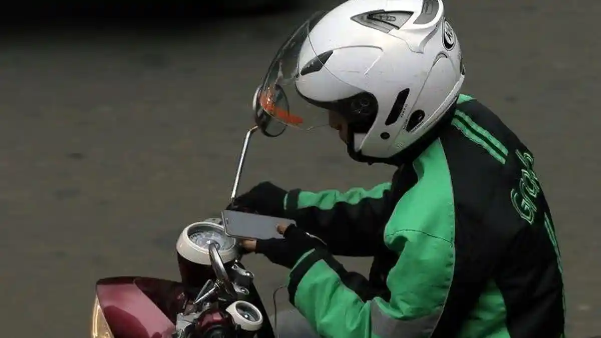 Ini Dia Tips Ampuh Biar Enggak Kena Tilang Saat Berkendara Gunakan GPS