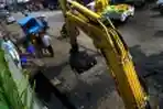 Menjaga Kebersihan Pasar Panorama Lembang