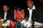Kiki Amalia Mengaku Tidak Kenal Fathonah