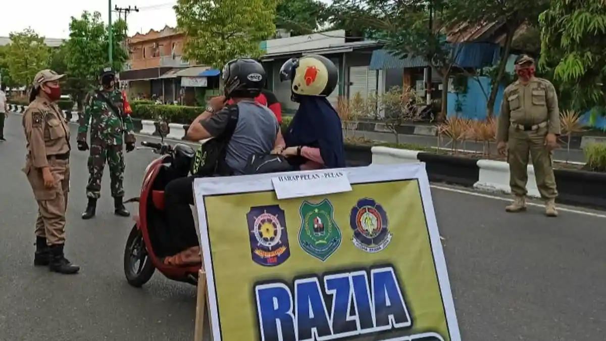 Damkar dan Satpol PP Kualakapuas Kalteng Gelar Razia Masker, Ini Tujuannya