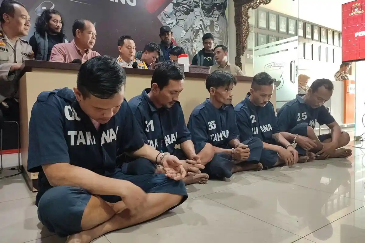 Inilah Tampang Komplotan Maling Curi Tiang Jaringan Pelayanan SIM Milik Polisi di Semarang