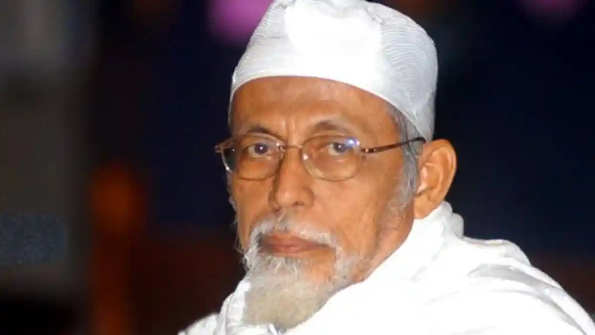 Abu Bakar Ba’asyir Bebas Besok, Dijemput Keluarga dan Pengacara, Langsung Dibawa Ke Solo