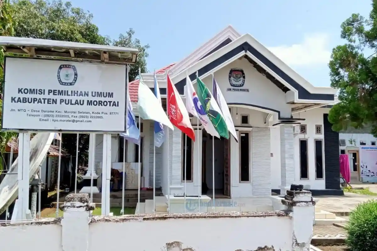 14 Parpol di Morotai Selesai Ajukan Perbaikan Berkas Bacaleg Tidak Penuhi Syarat