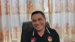 Ketua-KPU-Kabupaten-Timor-Tengah-Utara-Yohanes-B-D-Saleh-Funan.jpg