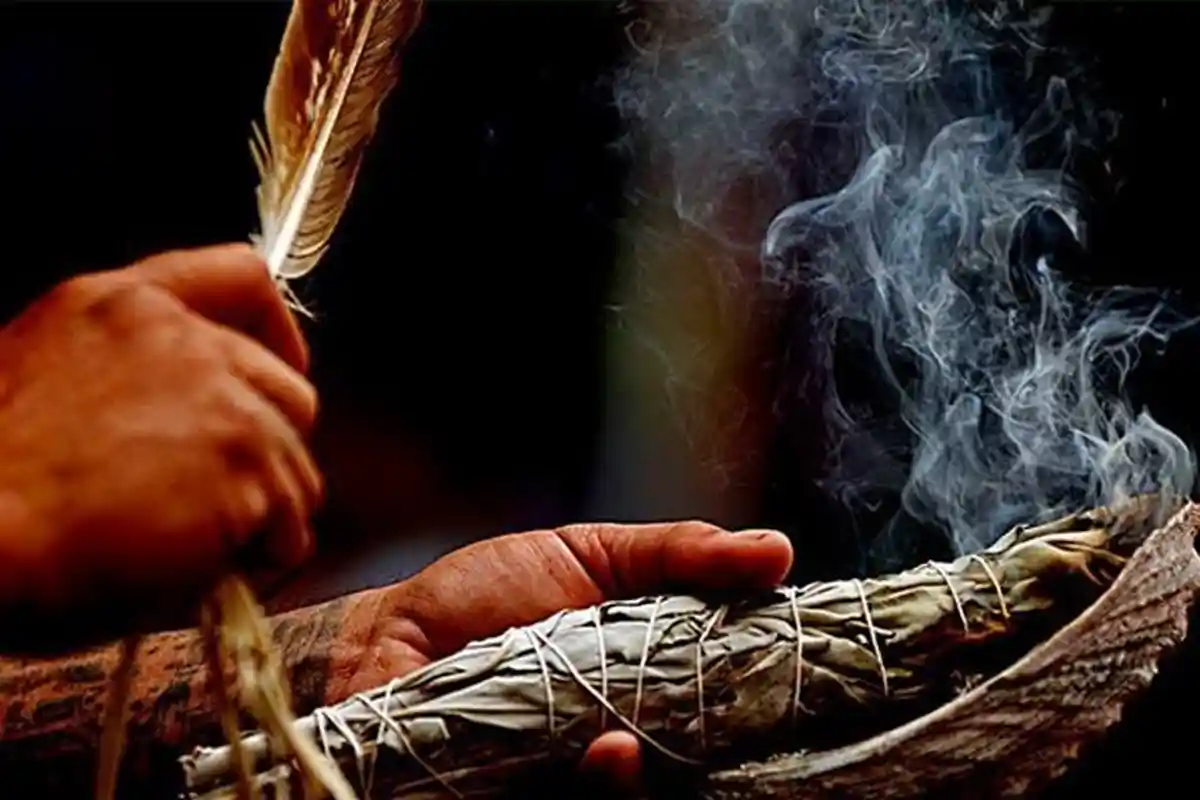 Cemburu Lihat Kehidupan Bahagia, Saudara Kandung Tega Bayar Dukun Rp 2,5 Juta Untuk Kirim Santet