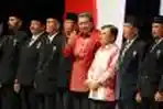SBY Beri Penghargaan Satyalancana Kebaktian Sosial