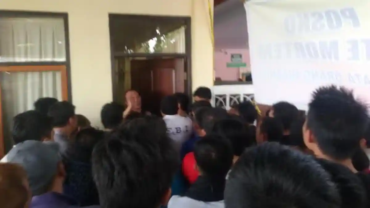Ricuh di RS Kandou, Keluarga Diminta Bawa Ijazah Korban