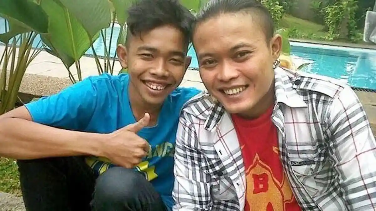 Lama Tak Nampak di TV, Pelawak Dede Sunandar Kini Banting Stir Jualan Cireng: Buat Beli Susu Anak